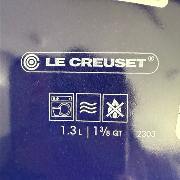 NWT Le Creuset 1.3 L Grand Teapot Azure Blue - Picture 6 of 6